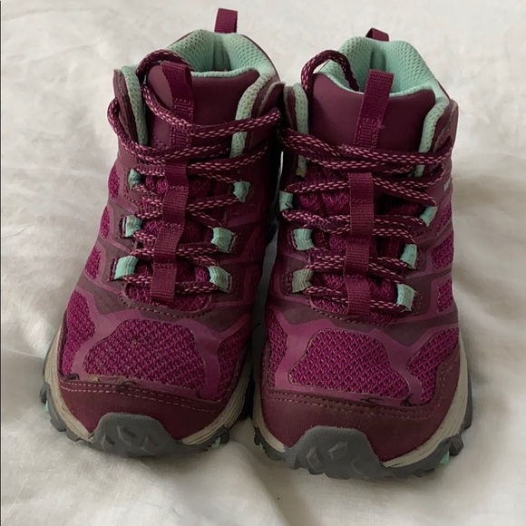 merrell moab fst mid hiking boots